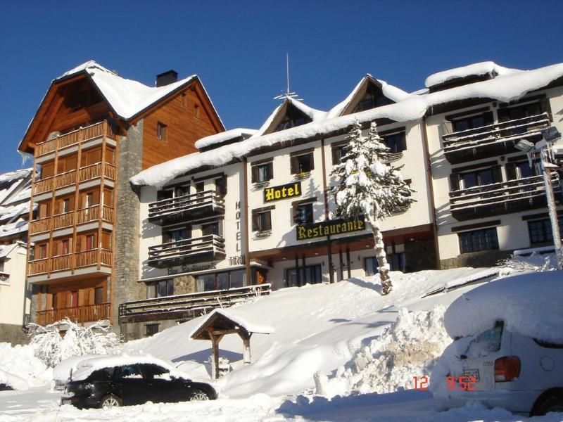Hotel Tirol Formigal Exteriér fotografie