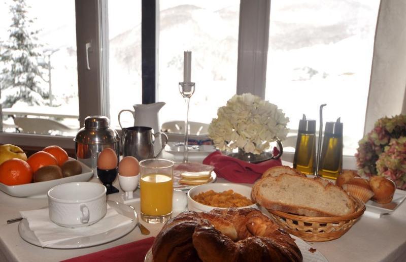 Hotel Tirol Formigal Exteriér fotografie